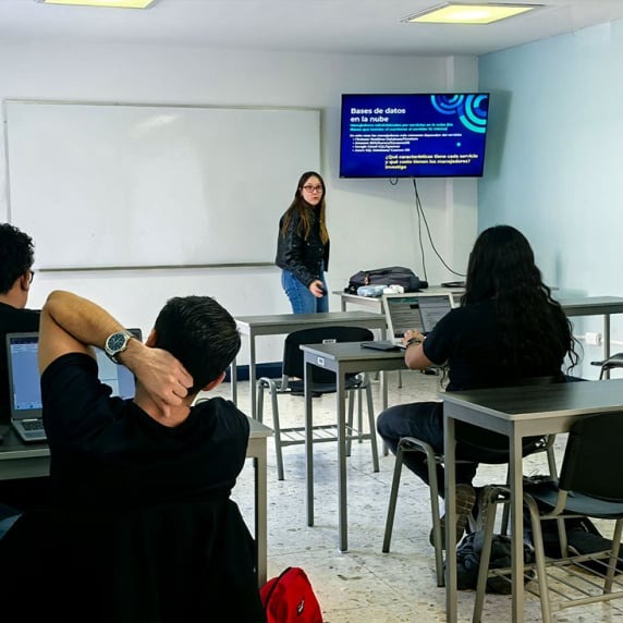 ucags modelo educativo escolarizado